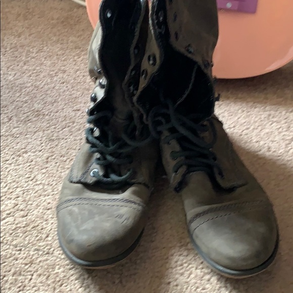 Steve Madden Combat Boots - Picture 4 of 5